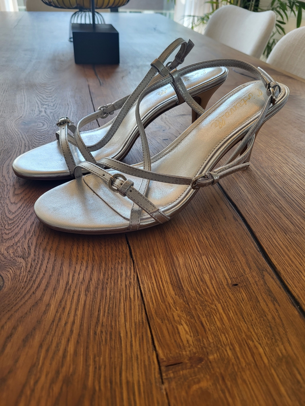 L'INTERVALLE Metallic Silver Strappy Heels